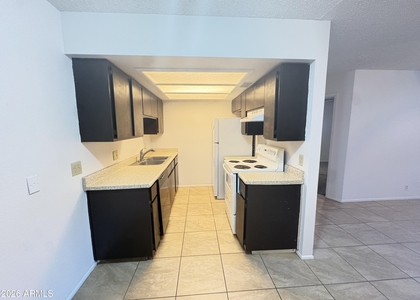 2931 E Beck Lane - Photo 1