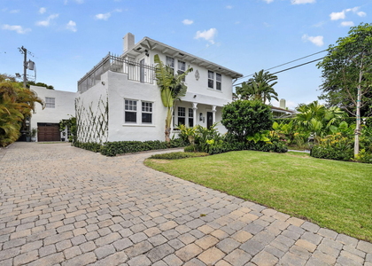 412 El Prado - Photo 1