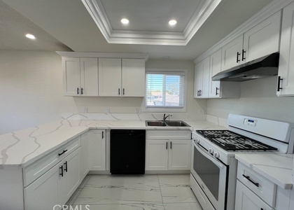 7891 Ellis Avenue - Photo 1
