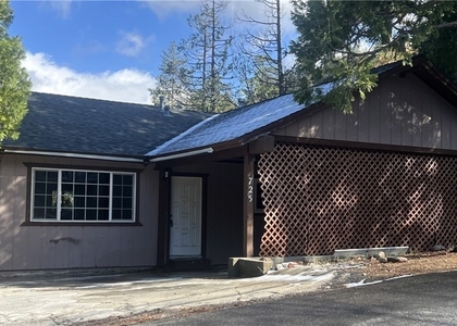 725 Tyrol Drive - Photo 1