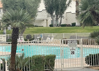 344 Vista Royale - Photo 1