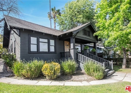 1421 N Alvarado Street - Photo 1