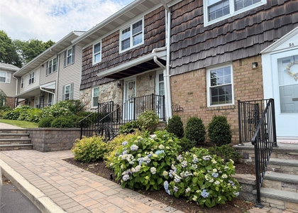 12 Harbour Lane - Photo 1