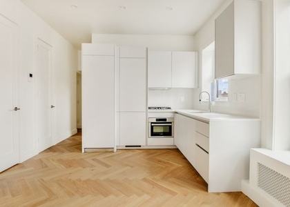 427 Dean Street - Photo 1