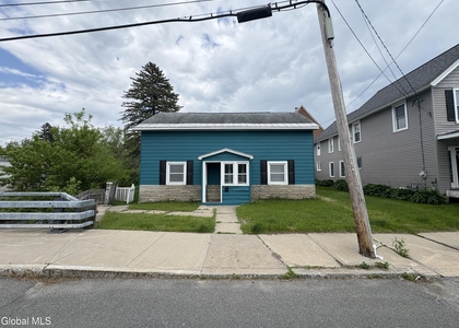 22 Fenwick Street - Photo 1