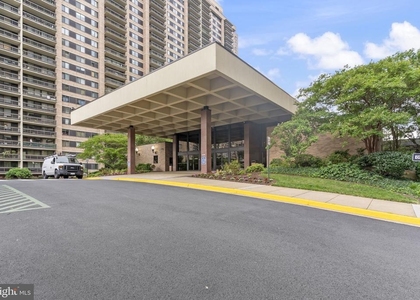 5505 Seminary Road - Photo 1