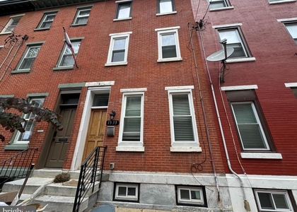 1533 Swain Street - Photo 1