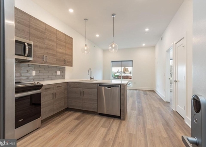 5545 Pulaski Avenue - Photo 1