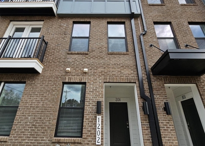 1202 Coach Sta Alley - Photo 1