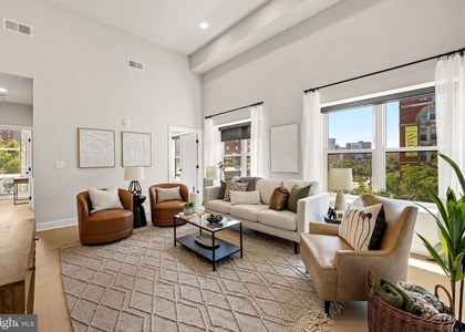 600 N Howard Street - Photo 1