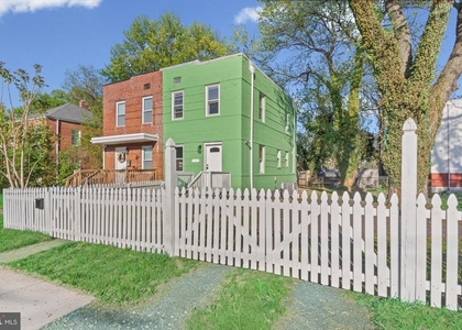 1019 President Street - Photo 1