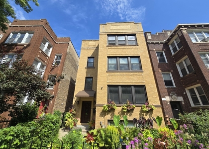 4741 N Washtenaw Avenue - Photo 1