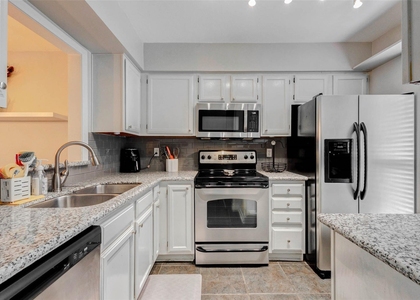 1212 Fairview Avenue - Photo 1