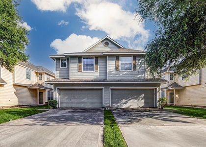 13106 Peppergate Lane - Photo 1