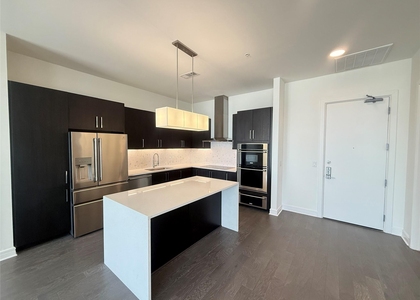 3300 Main St - Photo 1