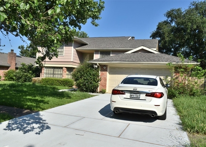 2930 Colony Drive - Photo 1
