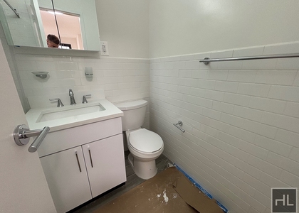 5 Avenue - Photo 1