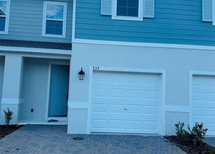 737 Maple Oak Drive - Photo 1