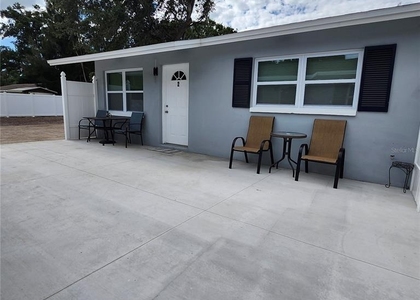 15414 Avalon Avenue - Photo 1