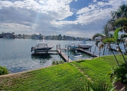 2505 Bay Boulevard - Photo 1