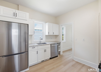 84 Sherwood Place - Photo 1