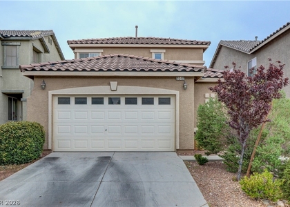 9540 Gibbon Avenue - Photo 1