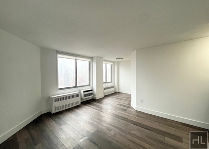Second Avenue - Photo 1
