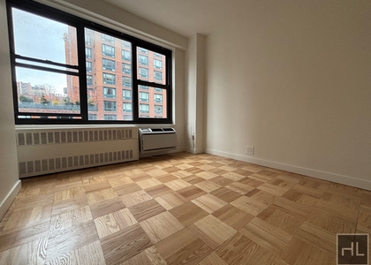 Fourth Ave - Photo 1