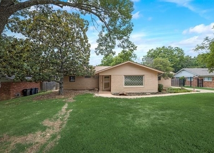 5700 Wessex Avenue - Photo 1