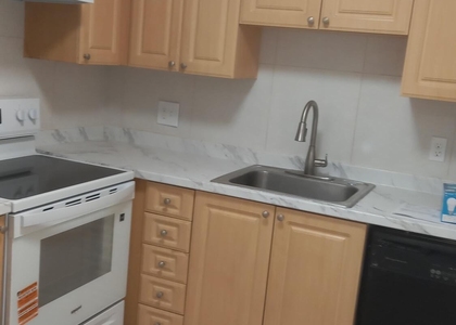 4165 Sw 67th Avenue - Photo 1