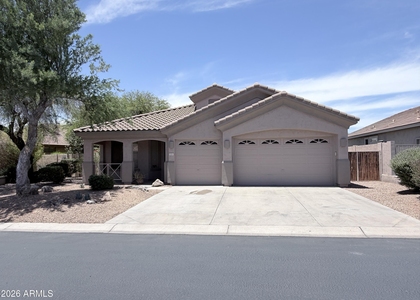 7310 E Mallory Circle - Photo 1