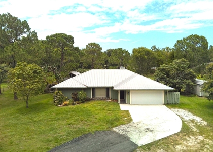 10173 150th Court N - Photo 1
