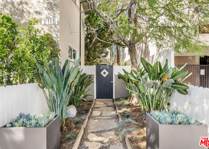 2115 Ocean Park Boulevard - Photo 1