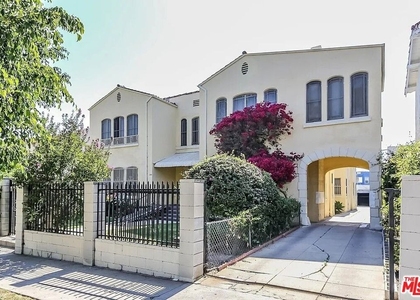 109 S Berendo Street - Photo 1
