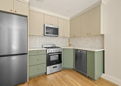 599 Van Buren Street - Photo 1