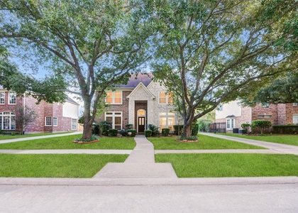 2027 Westshore Drive - Photo 1