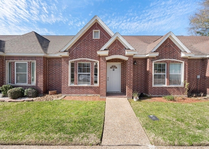 1310 E James Street - Photo 1
