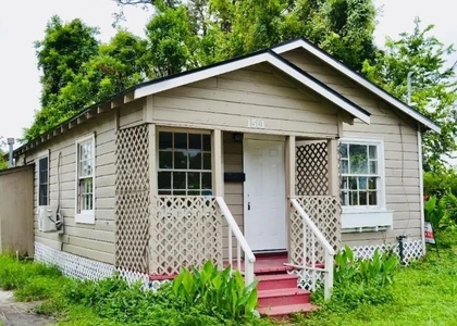 1501 Nashby Street - Photo 1