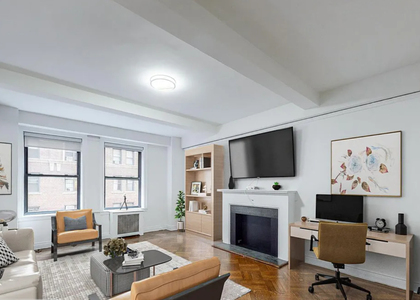 West 55 Street - Photo 1