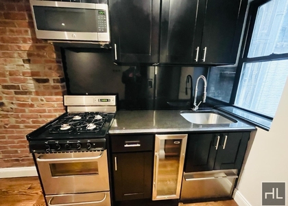 W 52nd St. - Photo 1