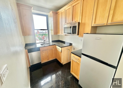 Second Avenue - Photo 1