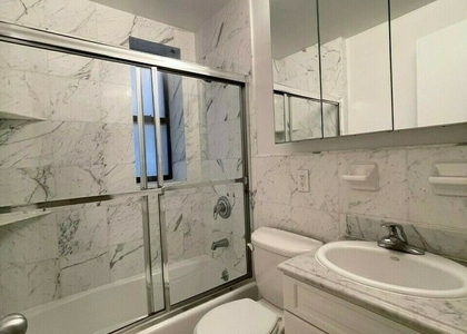 East 63 Street - Photo 1