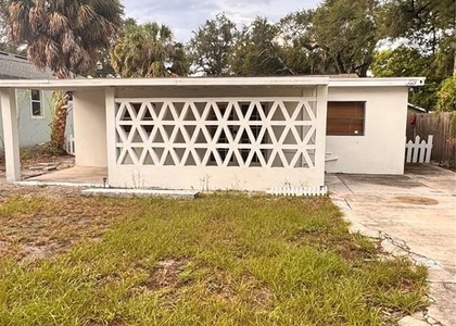 209 W Emily Street - Photo 1