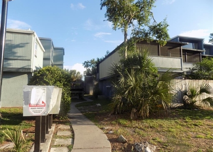 613 Sw 75 Street - Photo 1