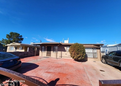 167 Pearl Lane - Photo 1