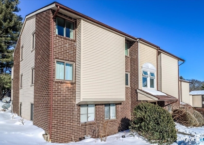 7 Padanaram Road - Photo 1