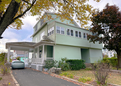 262 East Avenue - Photo 1