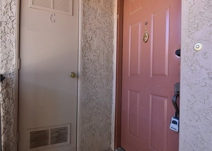 5576 W Rochelle Avenue - Photo 1