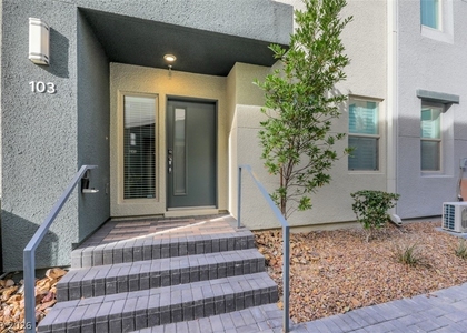 11302 Kraft Mountain Avenue - Photo 1