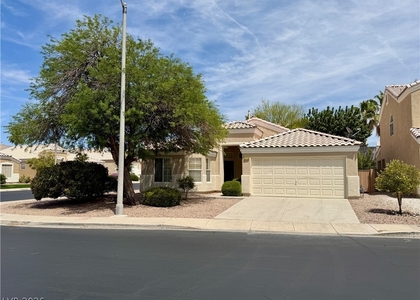 276 Heatherstone Street - Photo 1